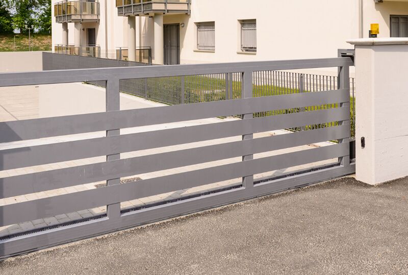 automatic-fence-gate